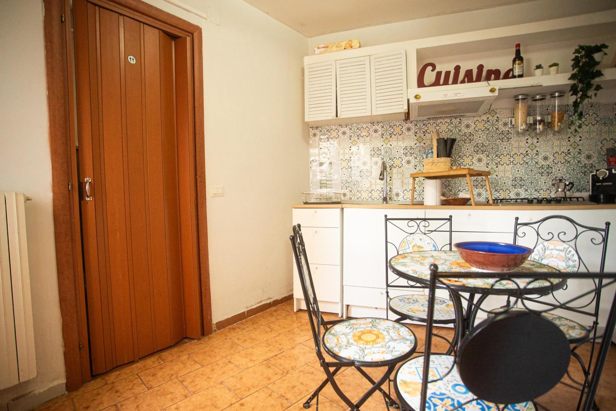 Lisaapartmenthousesalerno Exterior foto