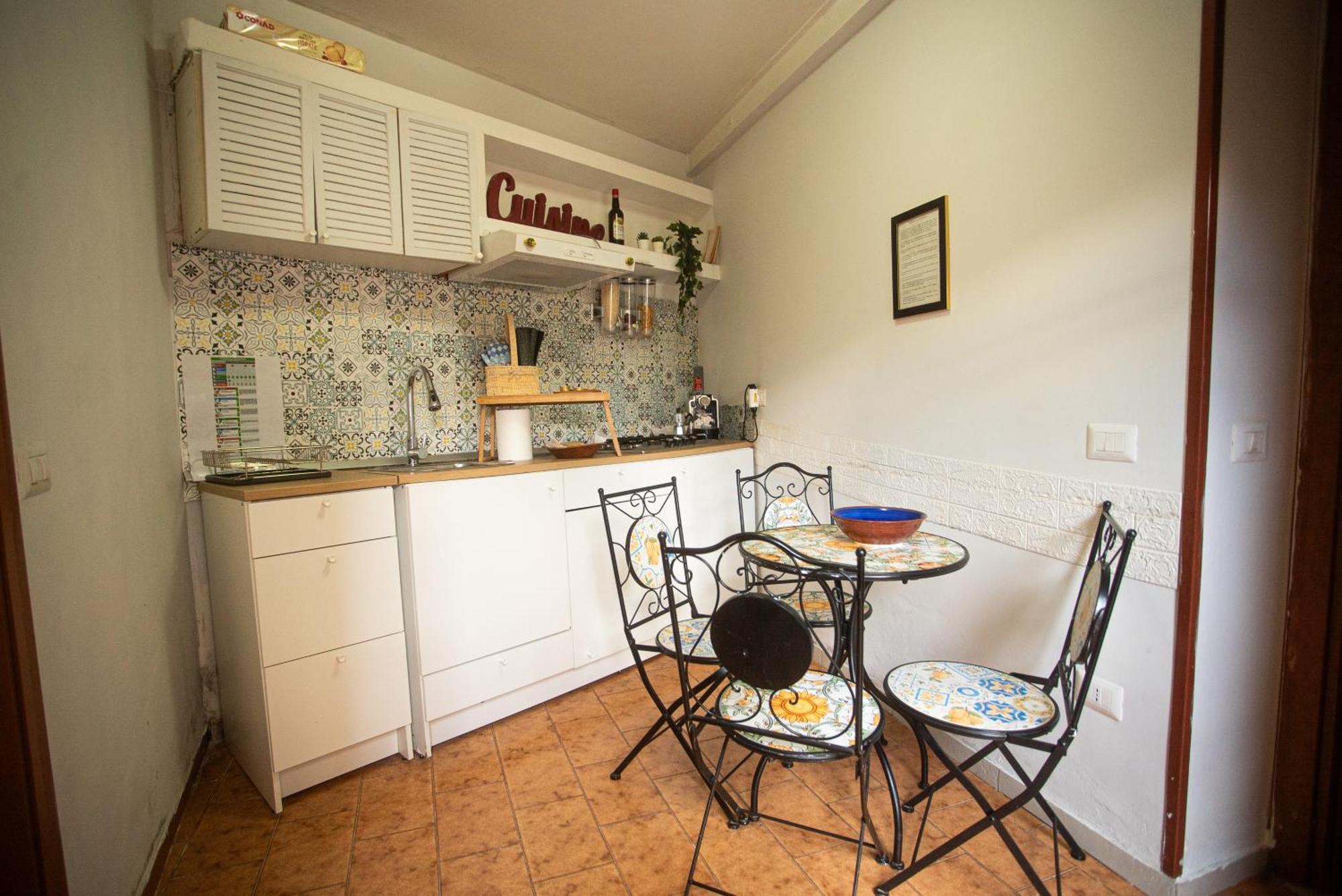 Lisaapartmenthousesalerno Exterior foto